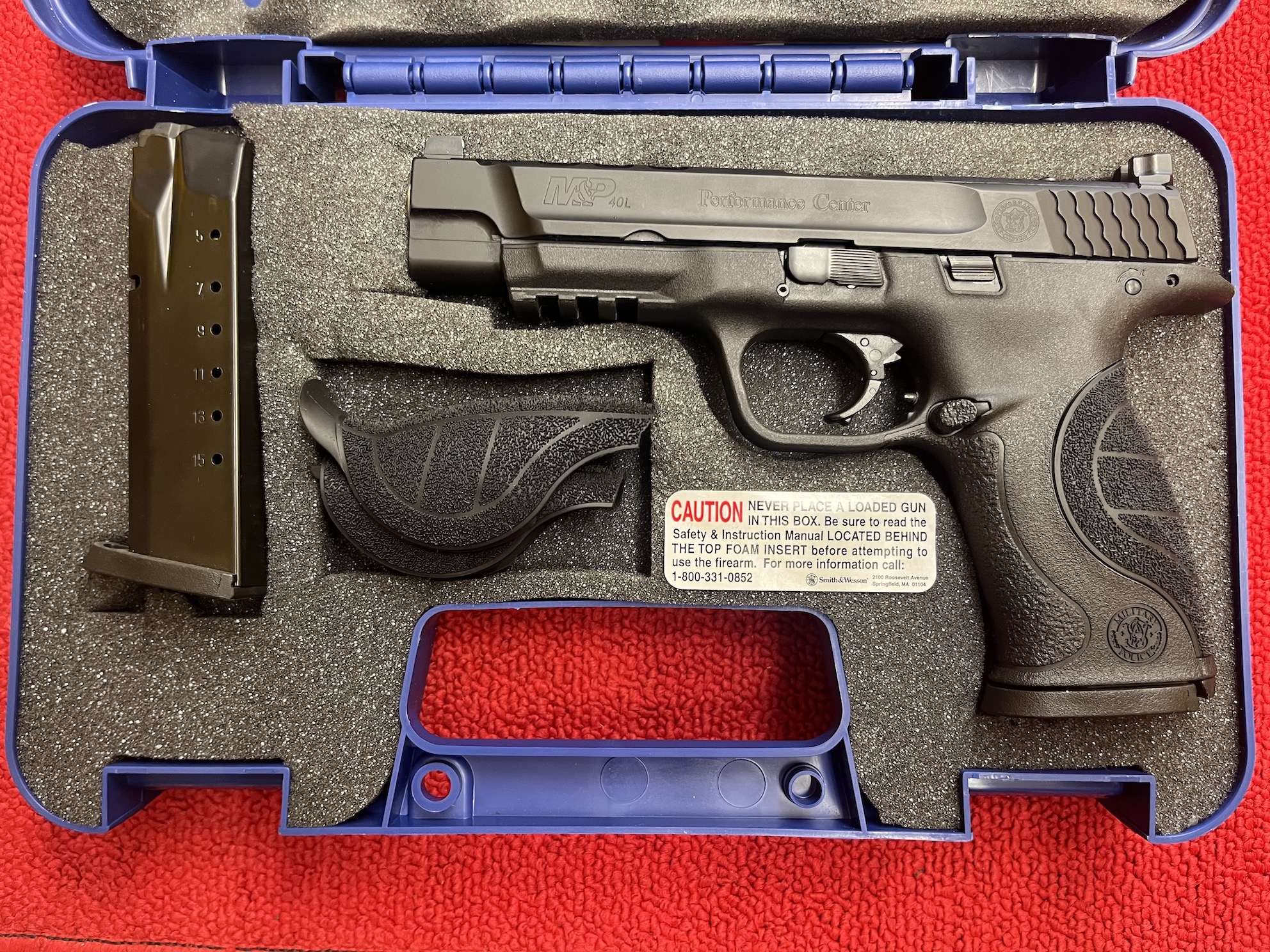SMITH & WESSON M&P 40 CAL. 40 S&W PERFORMANCE  CENTER