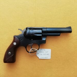 REVOLVER RUGER (CA001040)