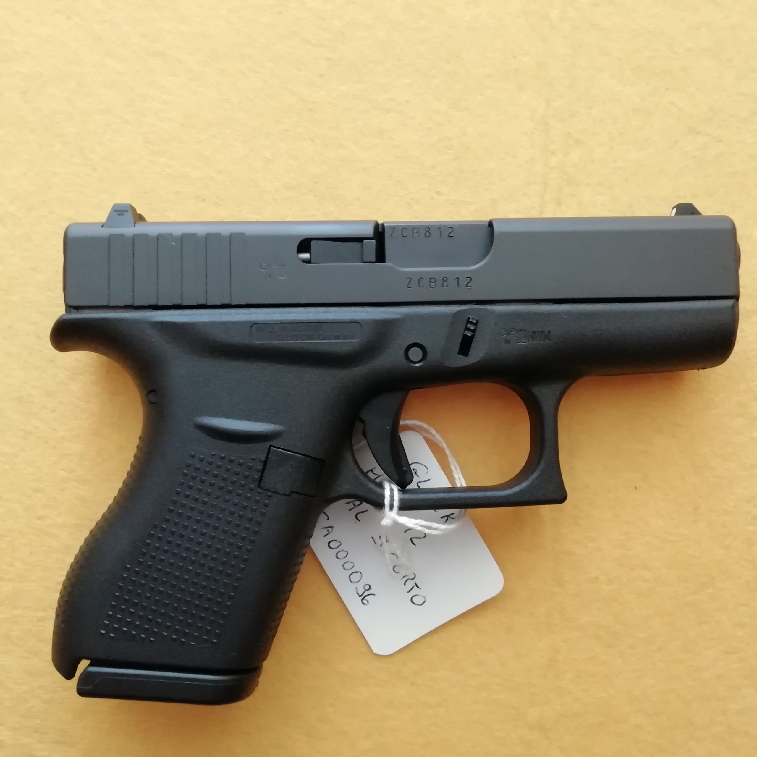 PISTOLA SEMIAUTO GLOCK (CA000096)